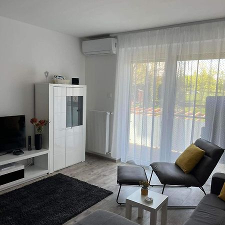Ada Apartman Шопрон Екстер'єр фото